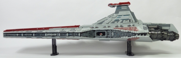 Lego Star Wars UCS 75367 Venator Star Destroyer