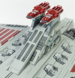 Lego Star Wars UCS 75367 Venator Star Destroyer