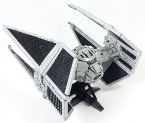 Lego Star Wars UCS 75382 TIE Interceptor