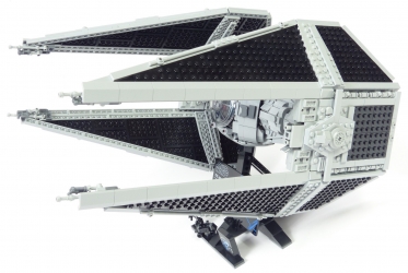 Lego Star Wars UCS 75382 TIE Interceptor