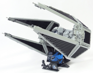 Lego Star Wars UCS 75382 TIE Interceptor