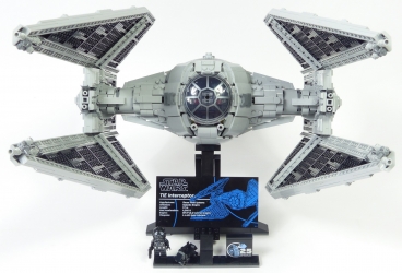 Lego Star Wars UCS 75382 TIE Interceptor