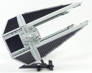 Lego Star Wars UCS 75382 TIE Interceptor