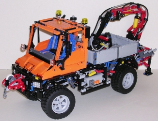 Lego Technic 8110 Mercedes-Benz Unimog U400