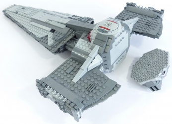 Lego Star Wars UCS ST19 Sith Infiltrator